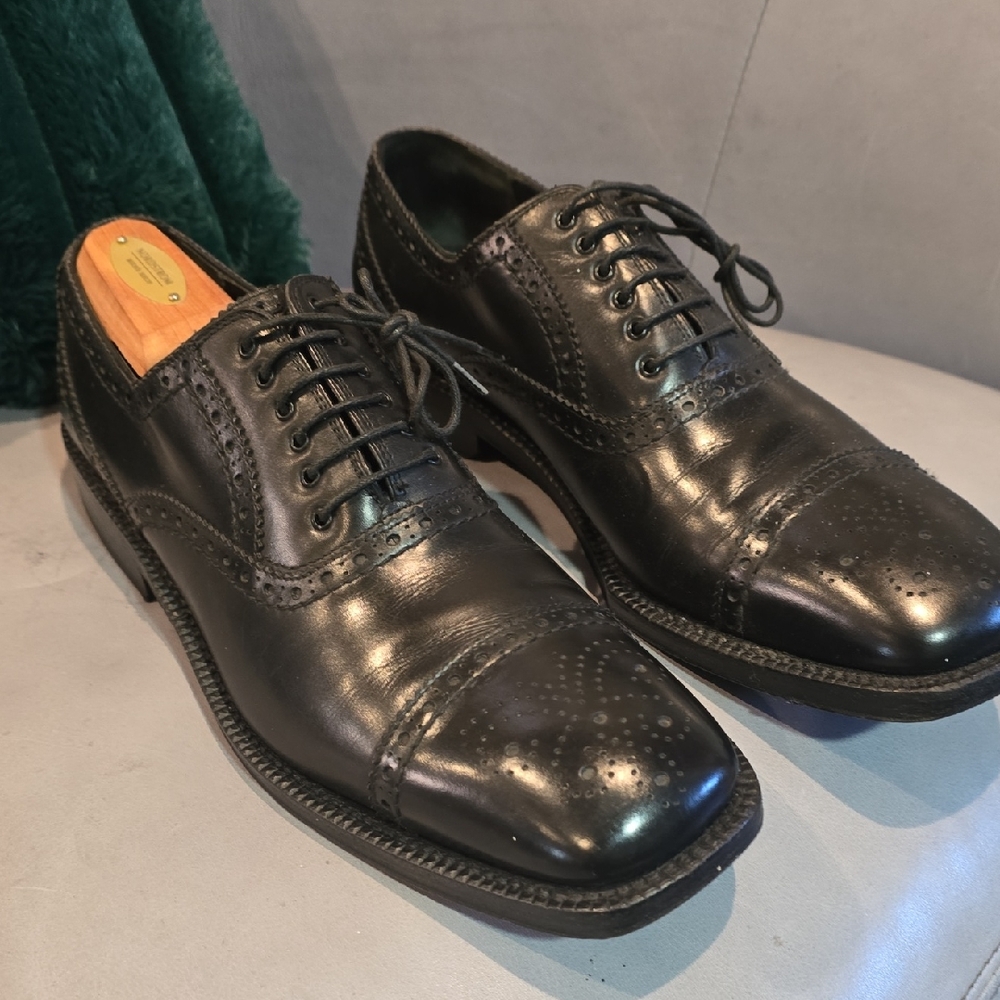 Classic Black Cap-Toe Brogue Dress Shoes - Men